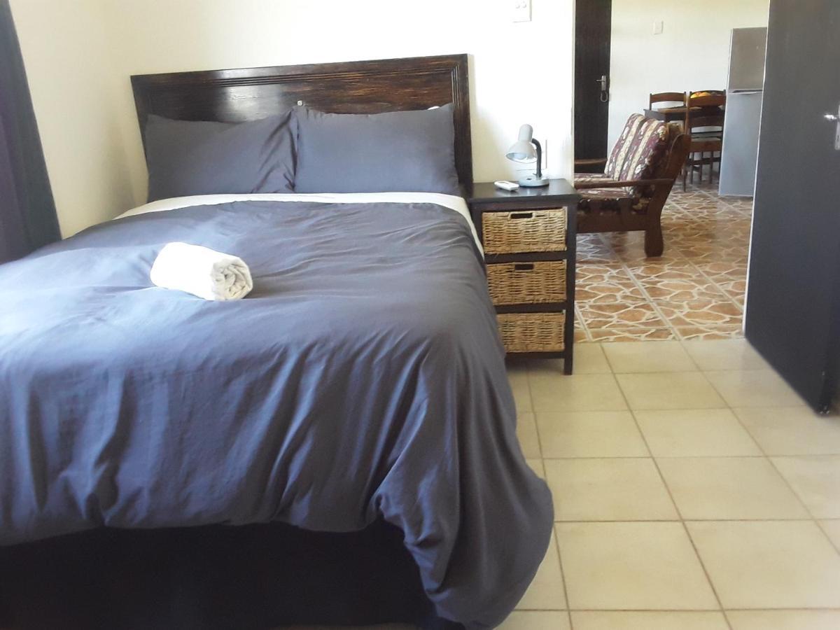 Ditsem Guest Farm Upington Esterno foto